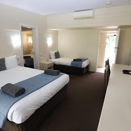 Sleepy Hill Motor Inn Raymond Terrace Eksteriør billede