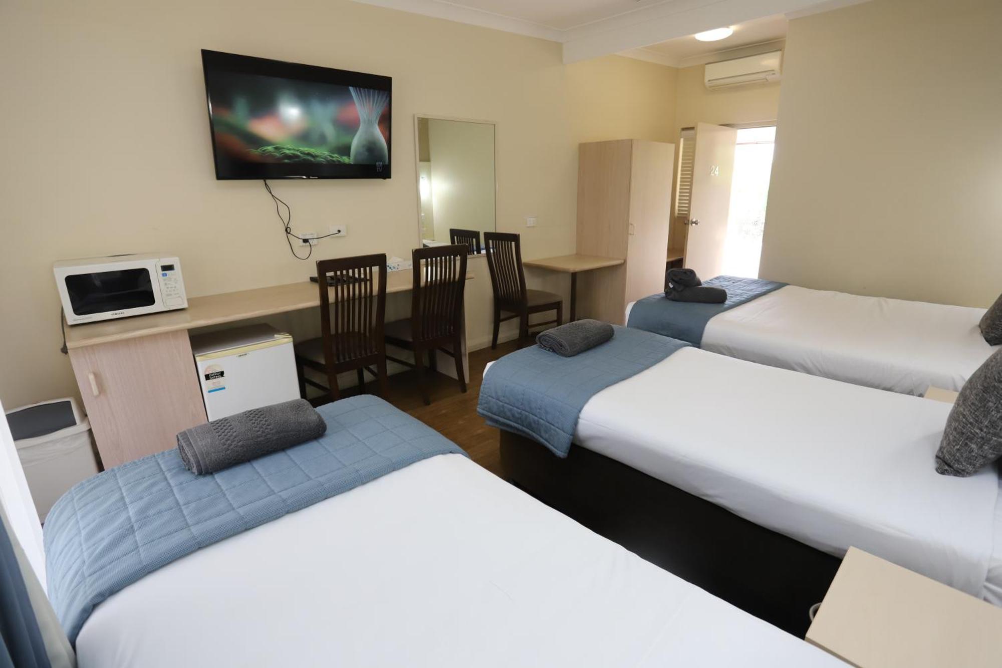Sleepy Hill Motor Inn Raymond Terrace Eksteriør billede