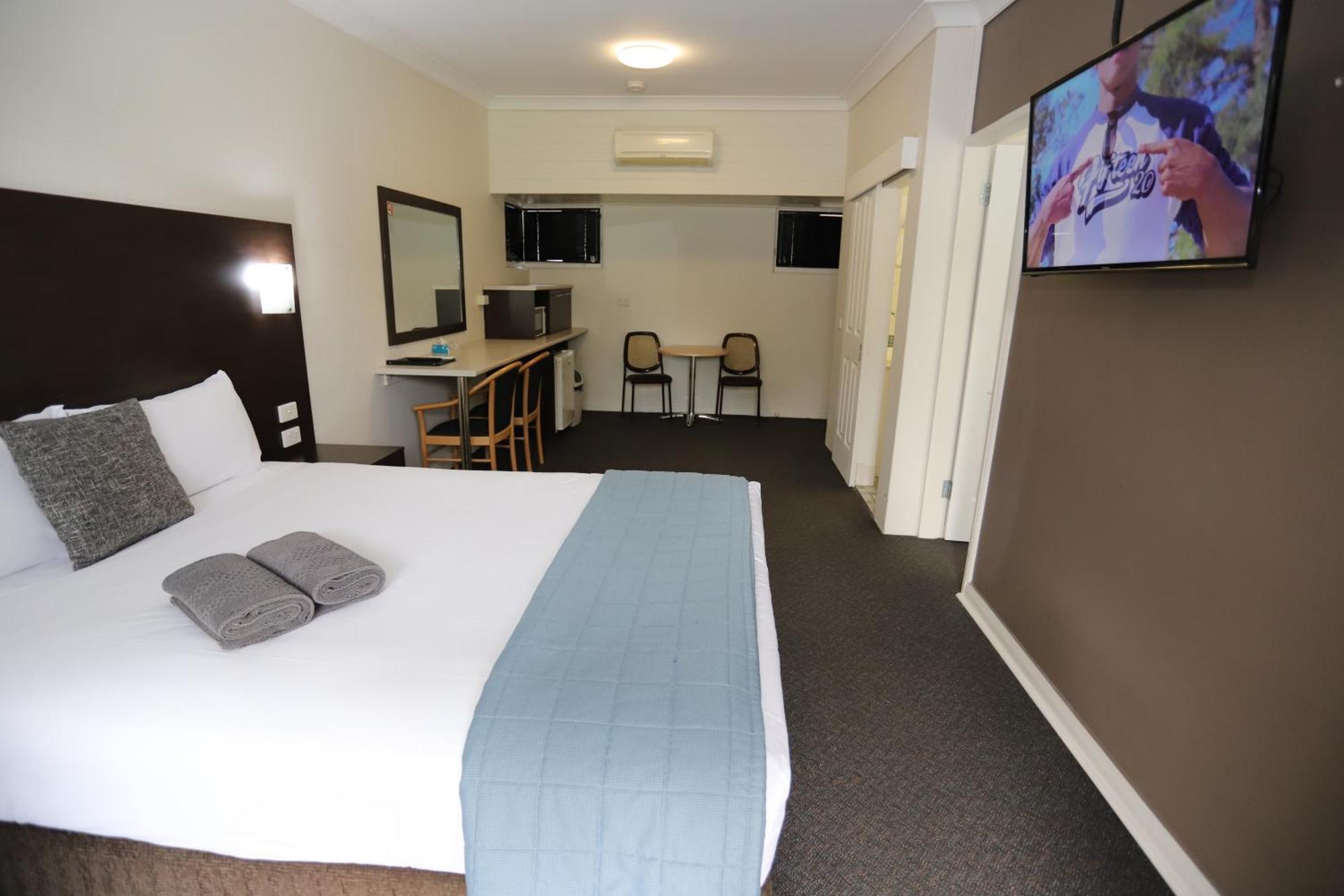 Sleepy Hill Motor Inn Raymond Terrace Eksteriør billede
