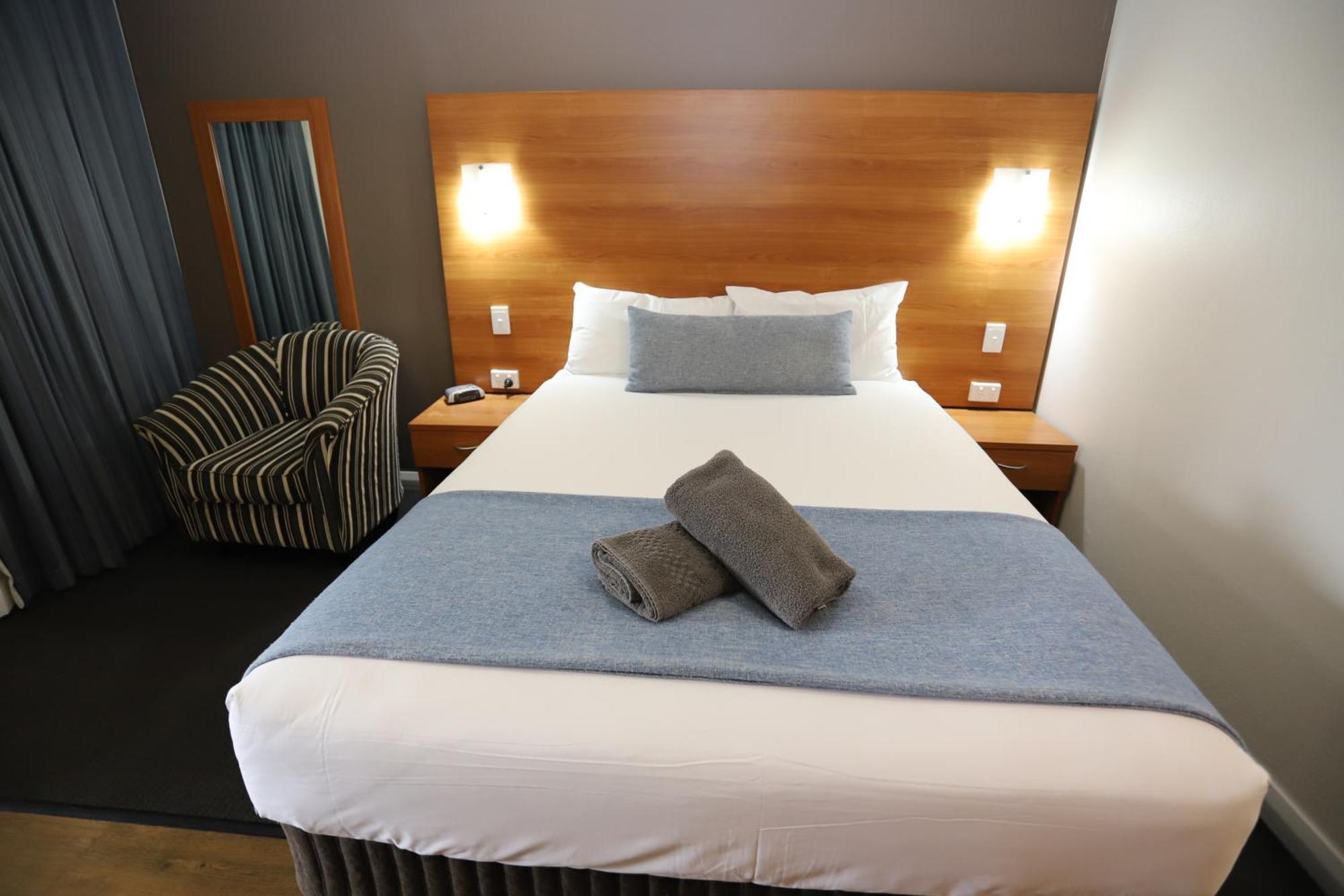 Sleepy Hill Motor Inn Raymond Terrace Eksteriør billede